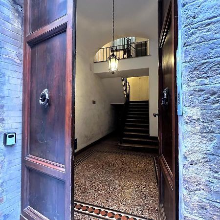 Apartamento Mezzanino Al Porrione Siena Exterior foto
