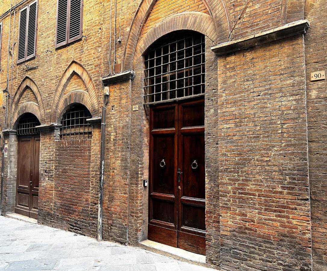 Apartamento Mezzanino Al Porrione Siena Exterior foto
