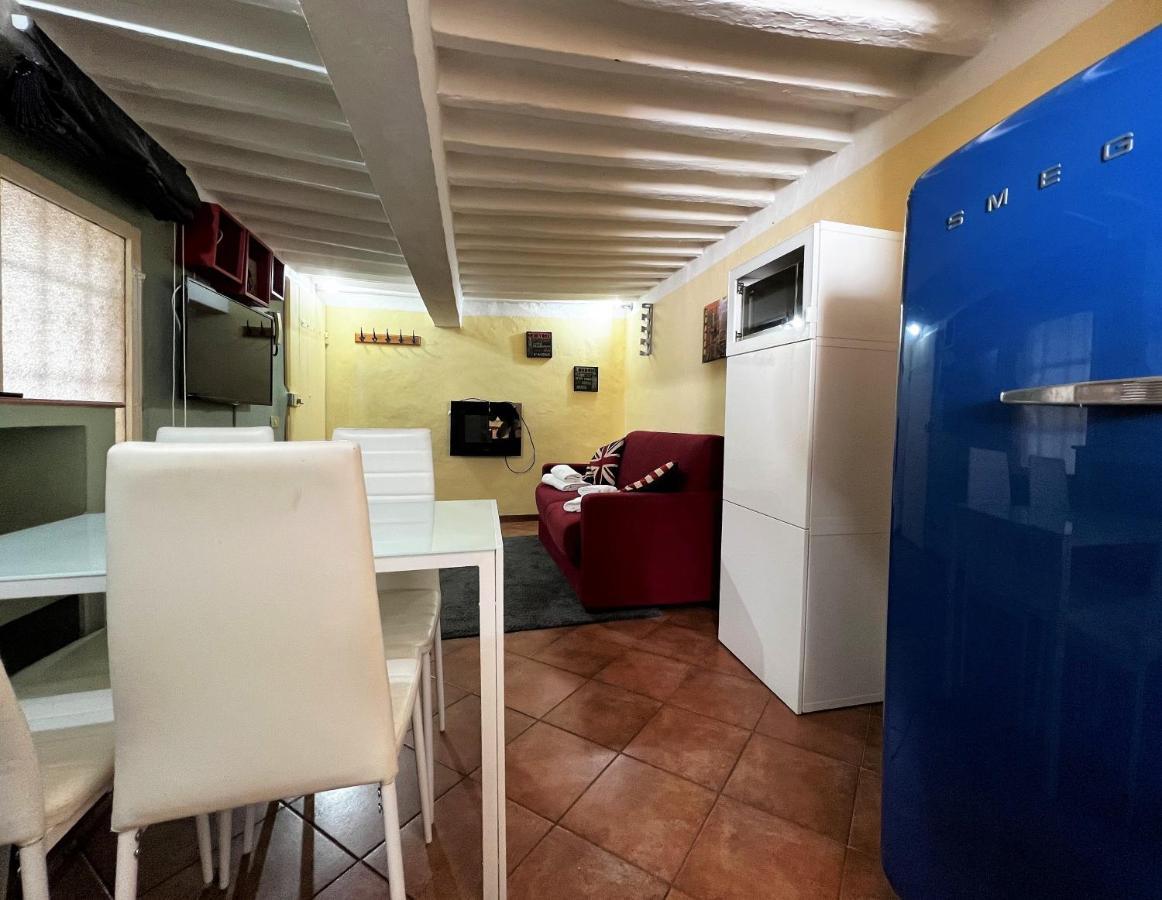 Apartamento Mezzanino Al Porrione Siena Exterior foto