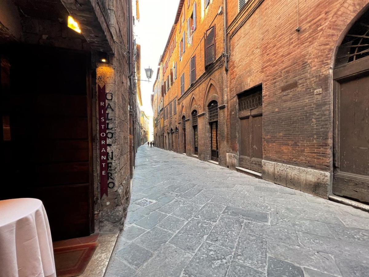Apartamento Mezzanino Al Porrione Siena Exterior foto
